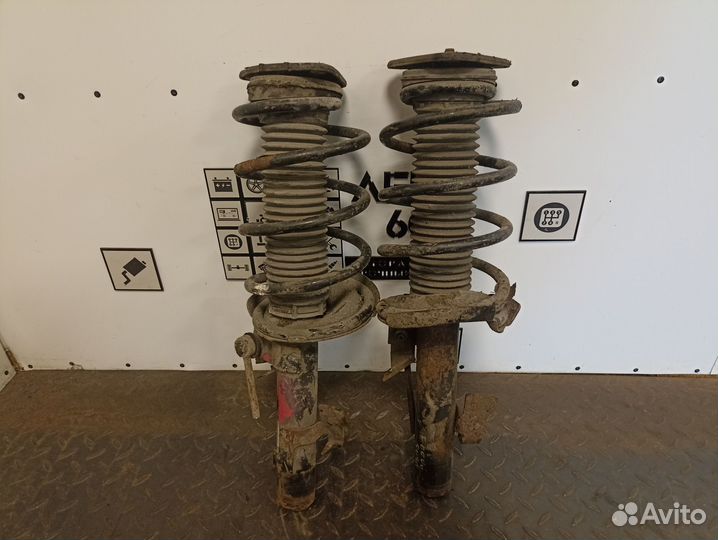 Амортизатор передний для Ford Focus 2