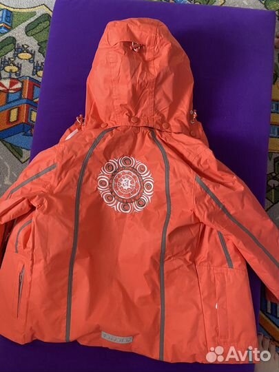 Куртка демисезонная на девочку 128-134