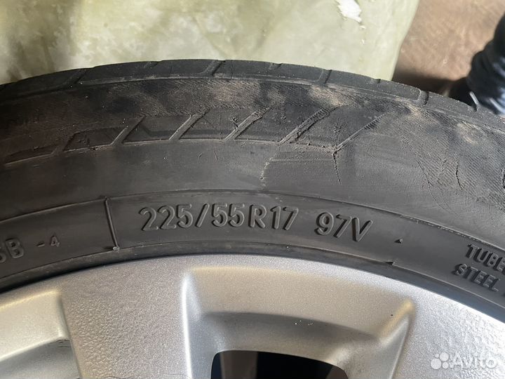 Toyo Proxes T1 Sport 225/55 R17