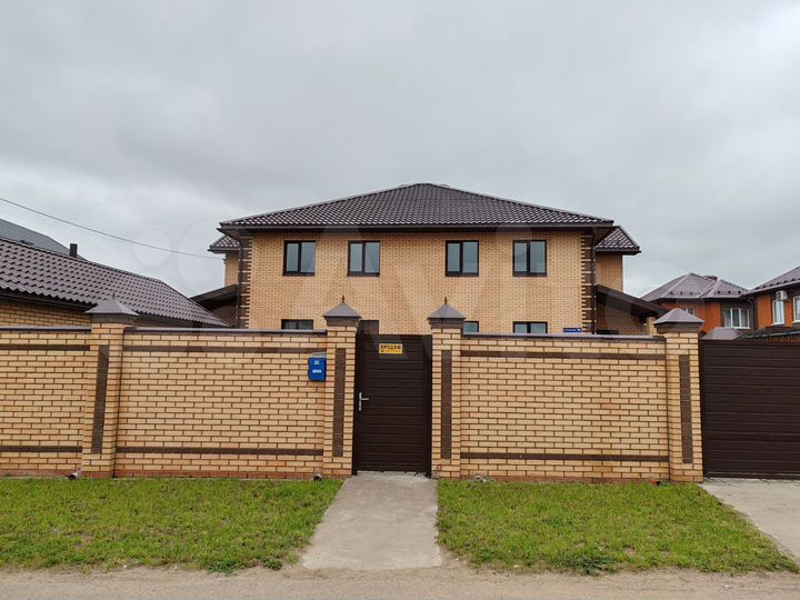 Дом 280 м² на участке 16 сот.