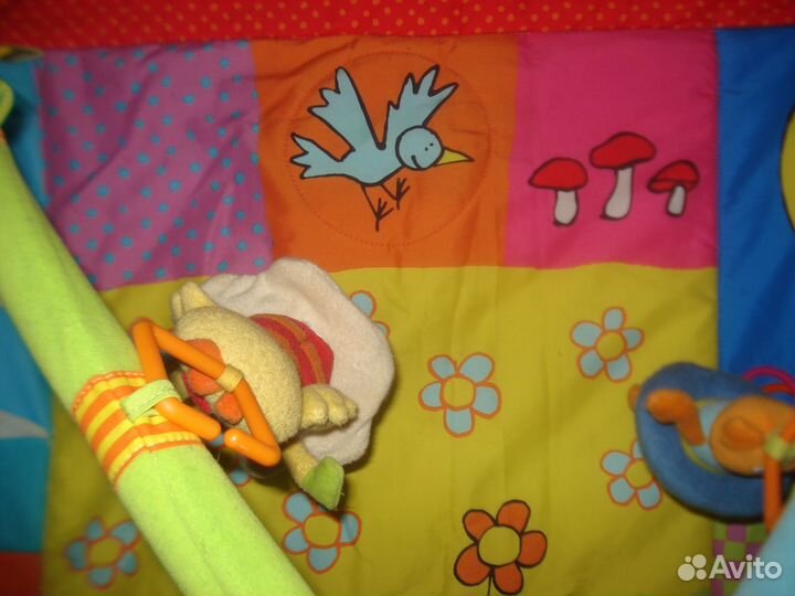Игровой развивающий коврик для ребенка