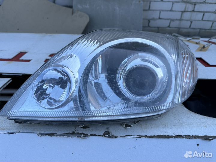 Фары с линзой королла 120