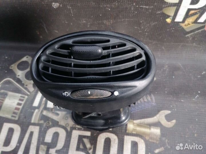 Дефлектор воздушный на Форд фокус 1