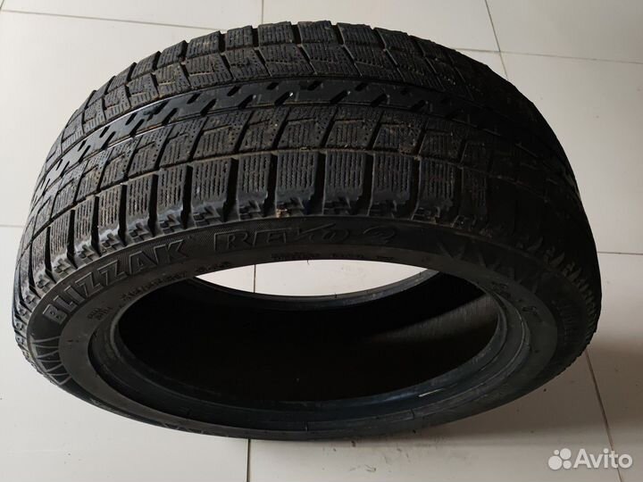 Bridgestone Blizzak Revo2 215/55 R17 94Q