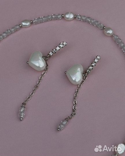 Бижутерия серьги и колье