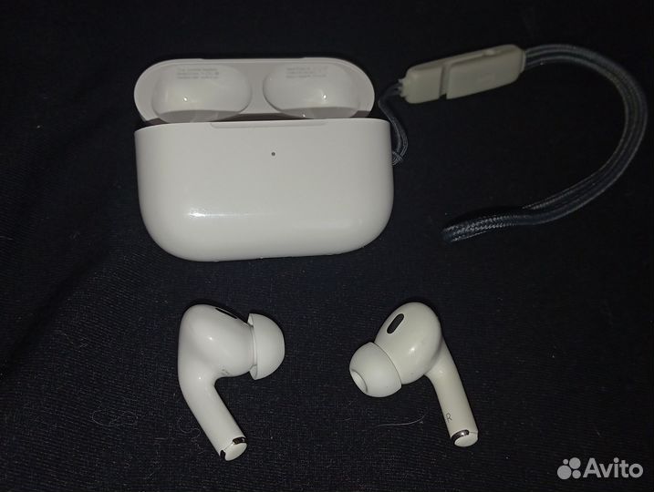 Беспроводные наушники Apple AirPods Pro 2