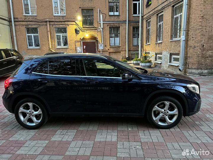 Mercedes-Benz GLA-класс 2.0 AMT, 2018, 42 700 км