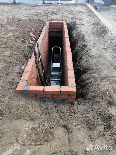 Землекопы, разнорабочие