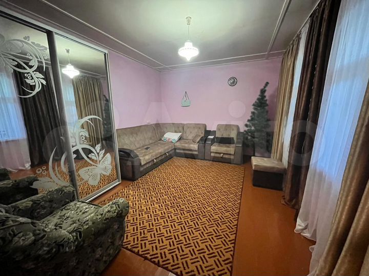 Дом 100 м² на участке 8 га