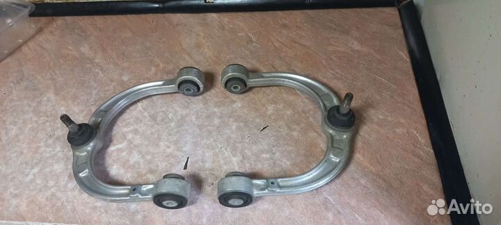 Передние Рычаги на Mercedes Benz gl
