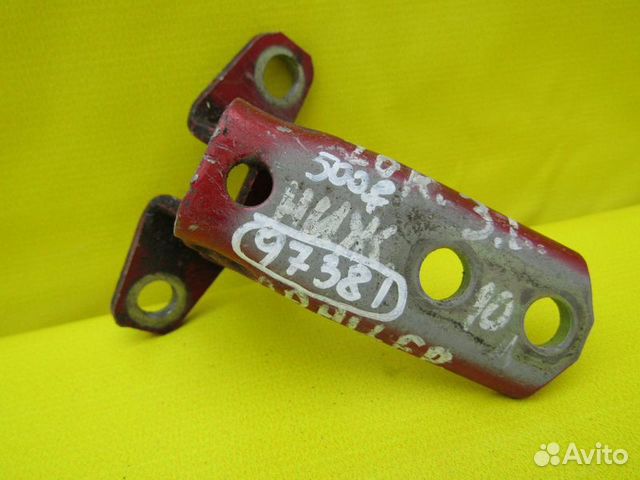 Петля двери Mitsubishi Lancer 10 07-13 г 97381