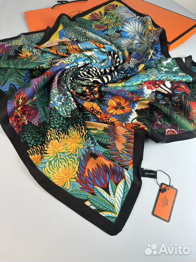 Шелковый платок Hermes новый