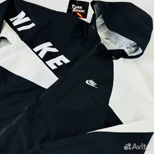 Ветровка мужская Nike