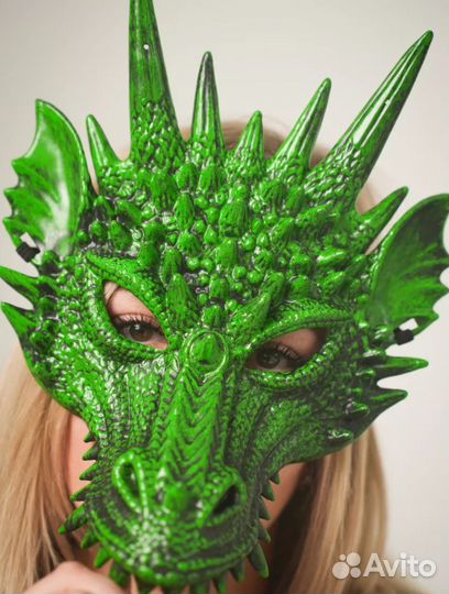 Маска карнавальная