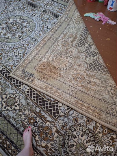 Ковер шерстяной