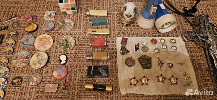 Значки фонари статуэтки графин и барахолка из СССР