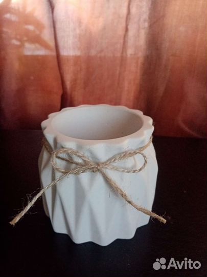 Кашпо, горшок для цветов (высота 9 см)