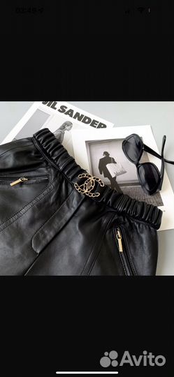 Новые кожаные шорты Chanel