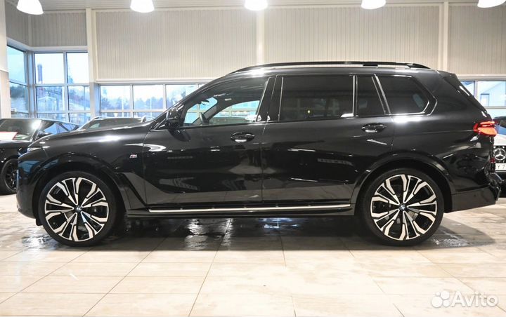 BMW X7 3.0 AT, 2024, 1 км