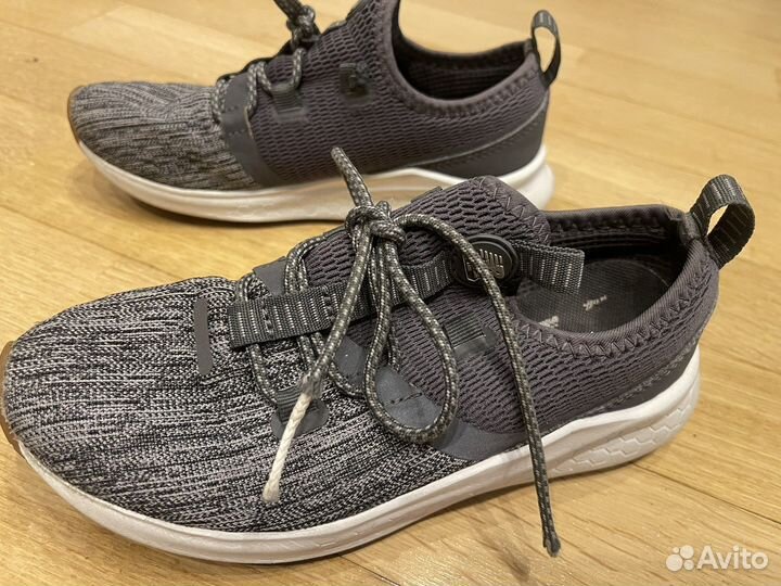 Кроссовки детские