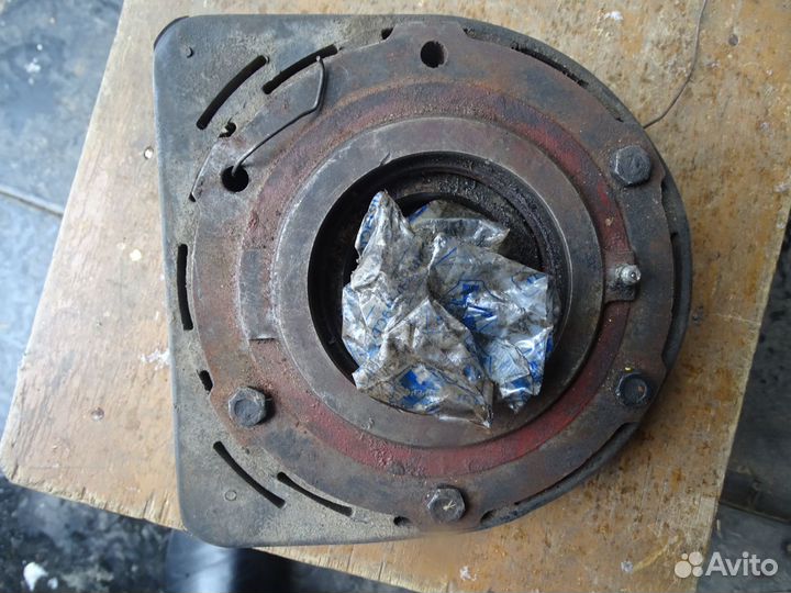 Подвесной подшипник маз