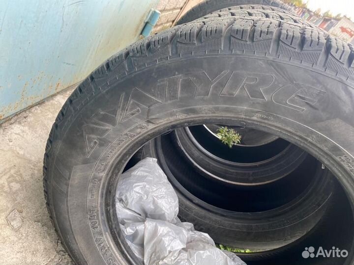 Avatyre Freeze 235/65 R17