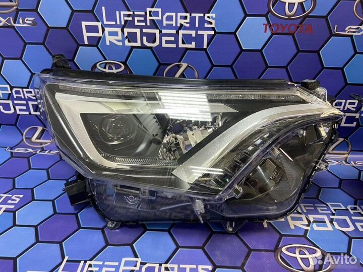 LED фара Toyota Rav4 2015-2019