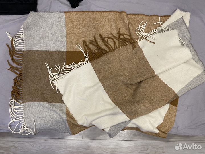 Шарф женский reserved