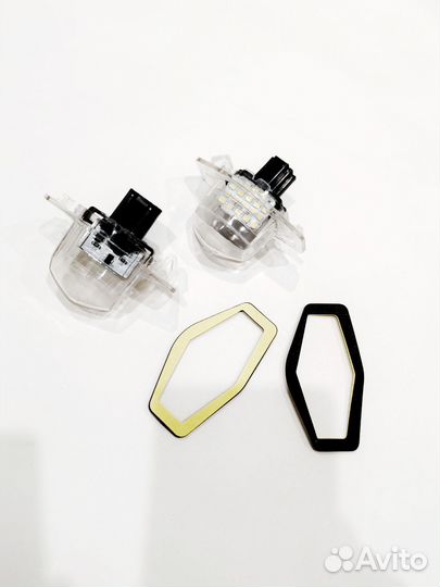 Фонарь подсветки номера honda fit, Insight. и др