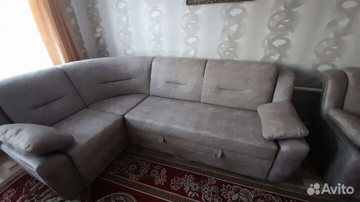 Угловой диван
