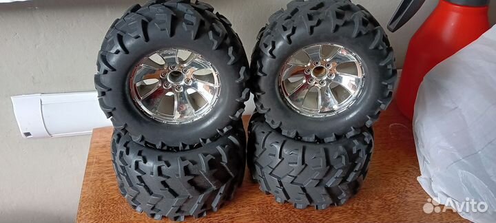 Колеса для радиоуправляемой модели