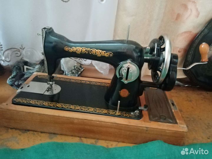 Швейная машинка