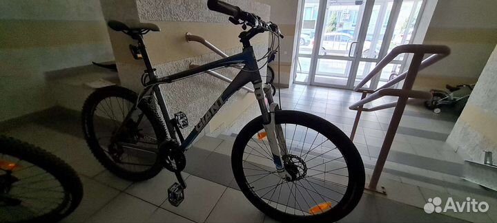 Горный велосипед giant