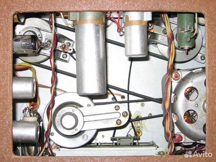 Магнитофон ламповый катушечный Gintaras, СССР