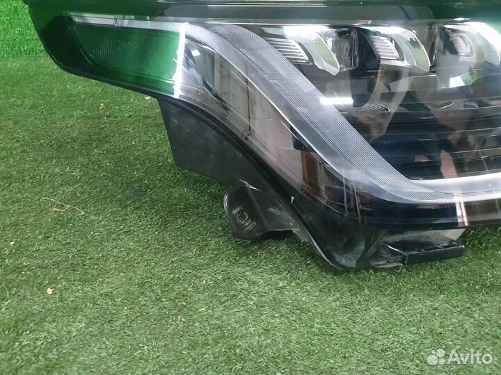 Фара правая Land Rover Range Rover
