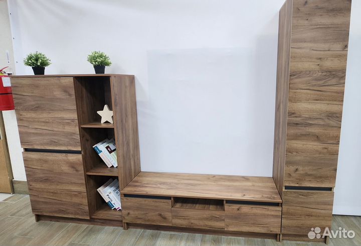 Модульная стенка в гостинную