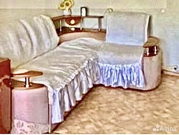 Диван угловой