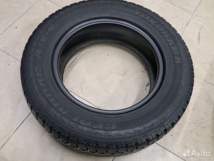 Yokohama Geolandar A/T-S G012 215/70 R16 100S