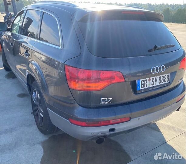 Дверь передняя правая audi Q7 2007