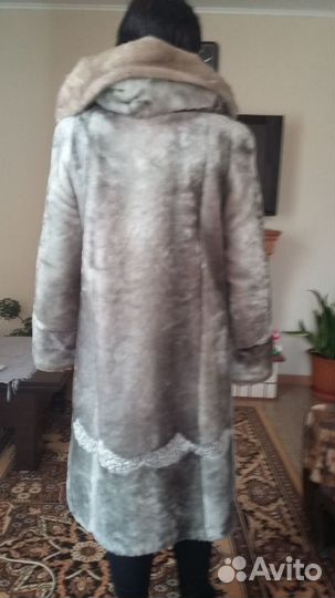 Шуба мутоновая с капюшоном 48 50