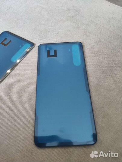 Задняя крышка для телефона