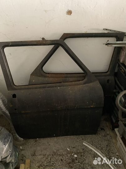 Дверь передняя газ 21
