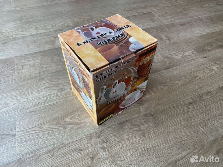 Чайный сервиз на 6 персон