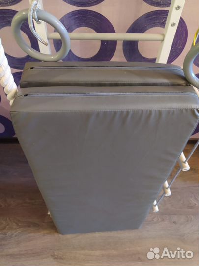 Гимнастический мат в идеальном состоянии