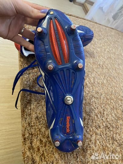 Футбольные бутсы