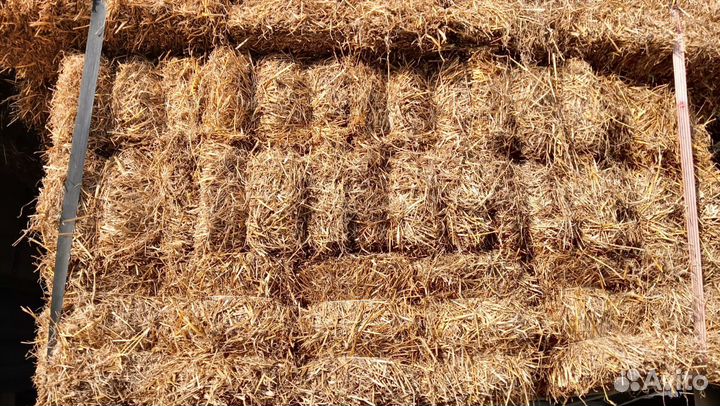 Солома в тюках