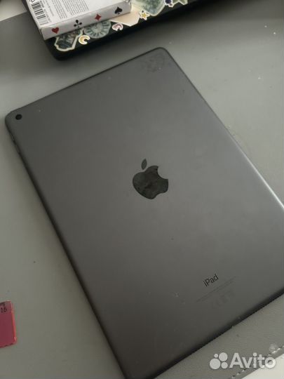 iPad 10.2 2021 год 256gb нерабочий, на запчасти