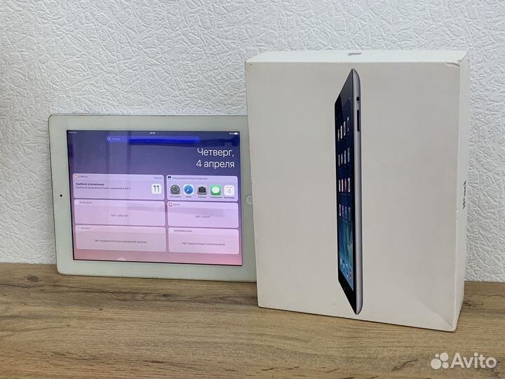 iPad 4 Retina Wi-fi + Sim + игры