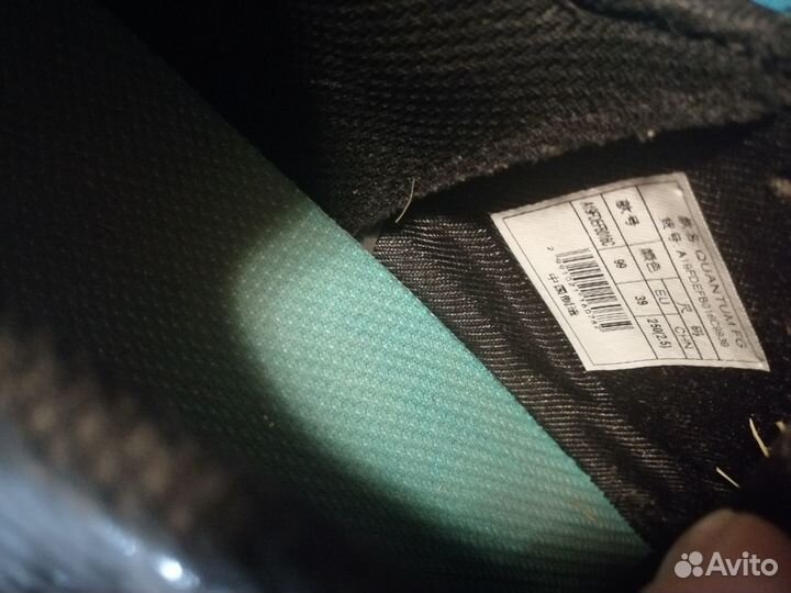 Продам бутсы футбольные б/у размеры 39 и 40,5