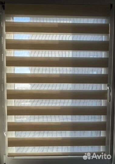 Руллоная штора день-ночь Inspire Moscou 70x160